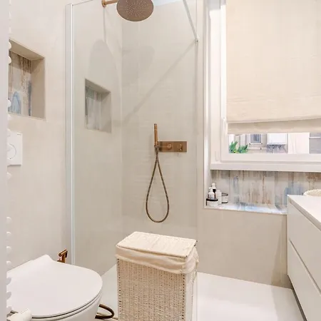 Refined Two-bedrooms Roma