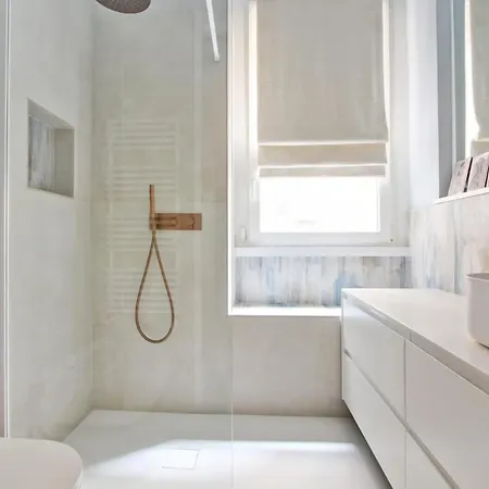 Daire Refined Two-bedrooms Roma