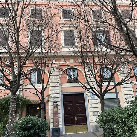 Trastevere Luxury 2br Piazza San Cosimato View * רומא